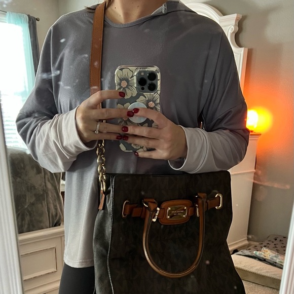 Michael Kors Purse - Picture 5 of 5